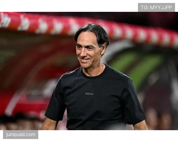 体系驱动下内斯塔与卡纳瓦罗防守站位分化及其风险偏好差异